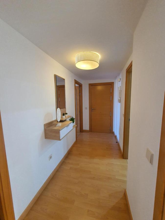 Apartment Cubo's Benalvistas Urban Love & 2 Free Parking