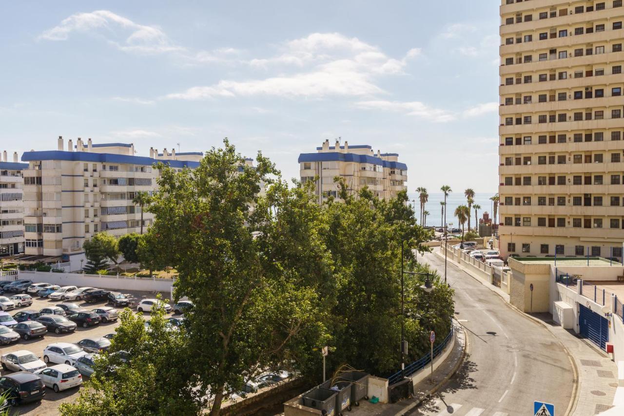 2nd Line From The , Seaviews + Parking &pool Benalmadena
