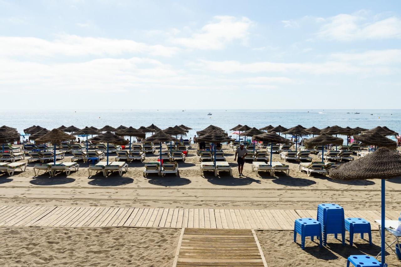 2nd Line From The , Seaviews + Parking &pool *