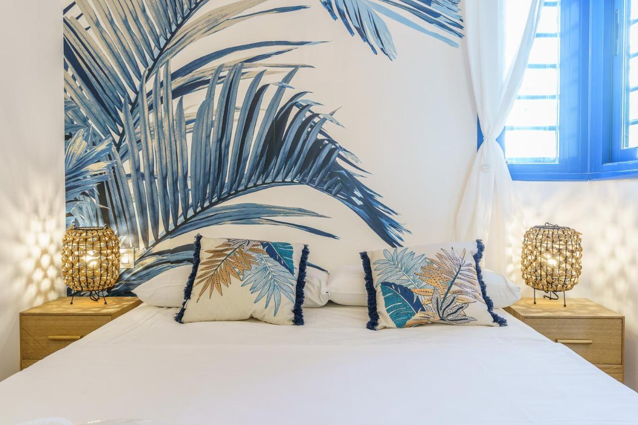 2nd Line From The , Seaviews + Parking &pool