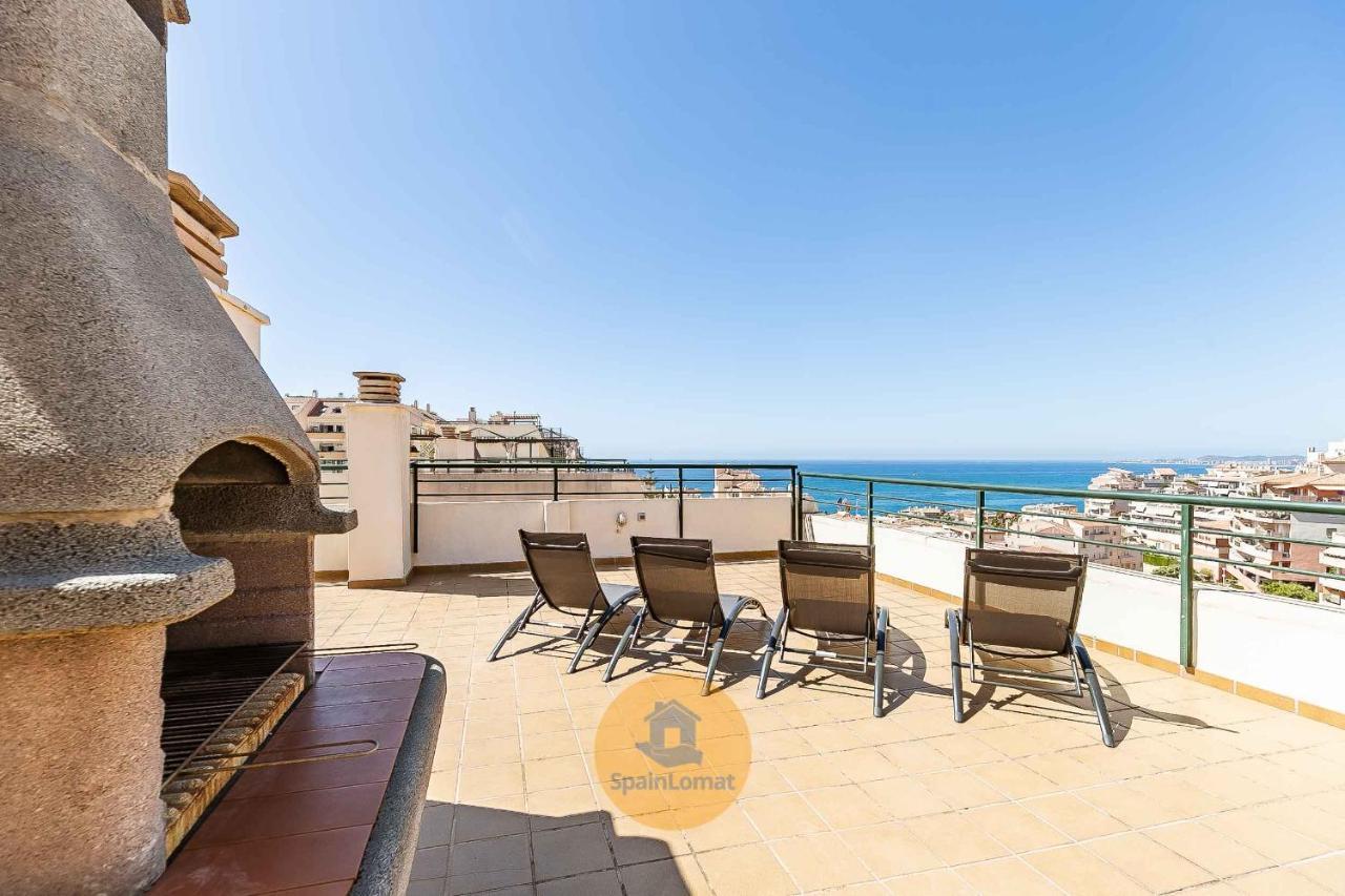 Apartment Sublime Spacious Penthouse, Sea And Mountain View