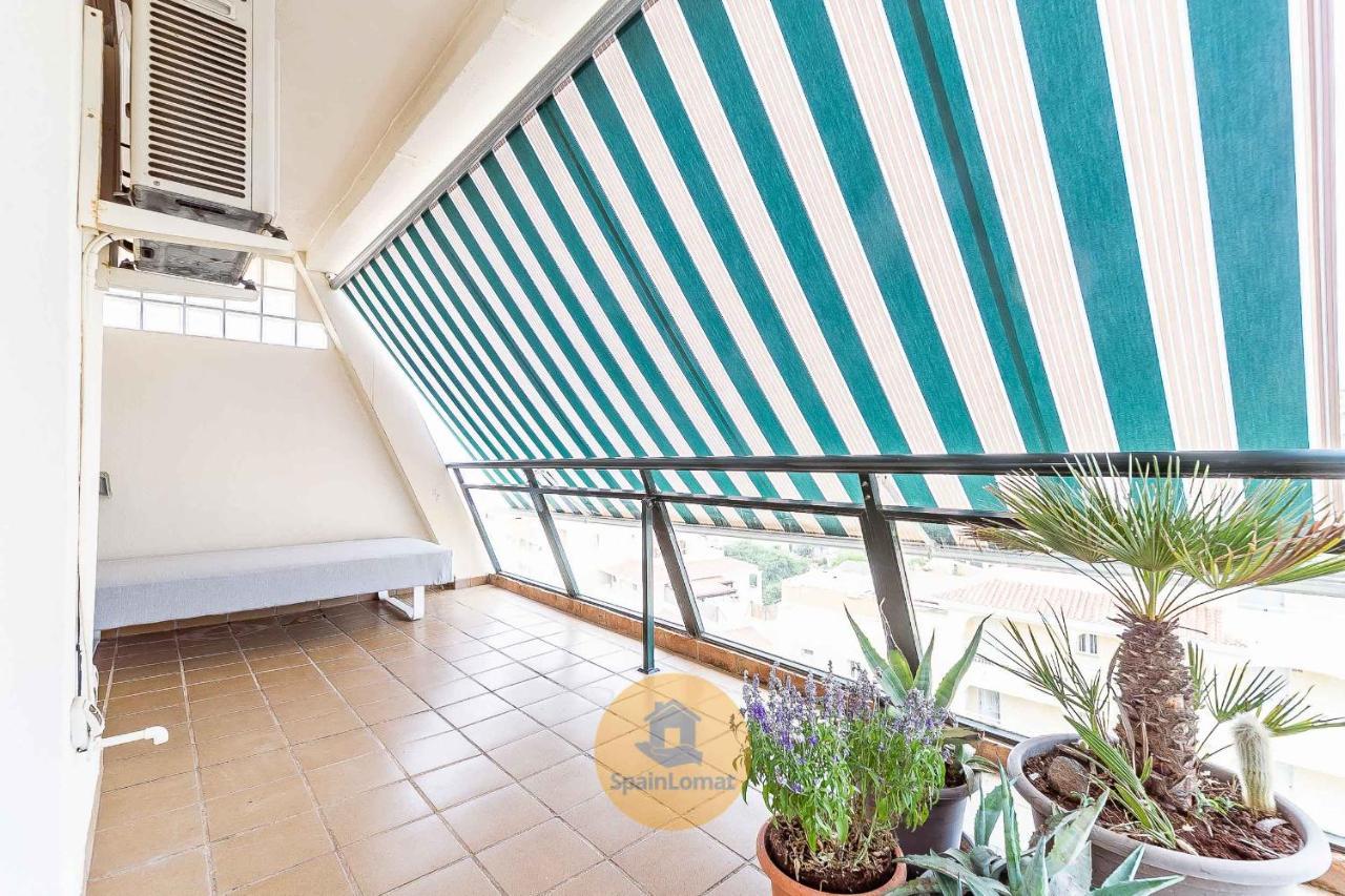 Sublime Spacious Penthouse, Sea And Mountain View