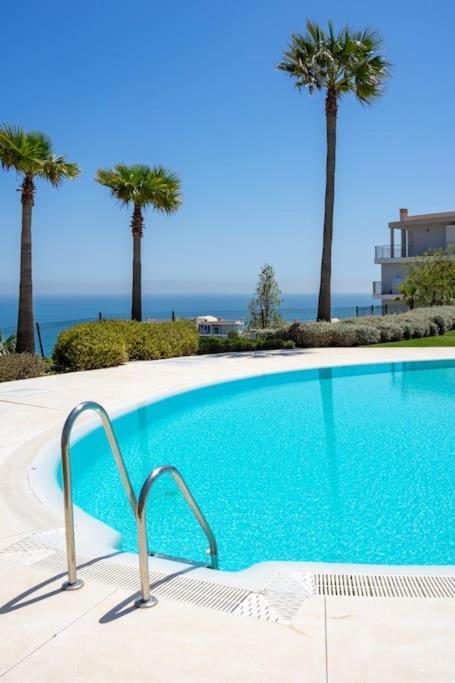Apartment Sunny Terrace With Jacuzzi In El Higueron By Costarentals - Ref 26 Benalmadena