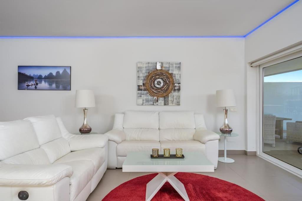 Sunny Terrace With Jacuzzi In El Higueron By Costarentals - Ref 26 Benalmadena