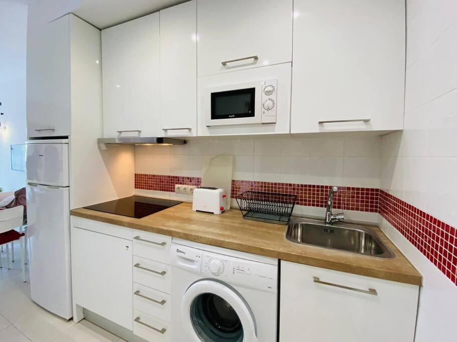 Appartement Benalbeach - Precioso Estudio En Con Piscinas, Parque Acuatico Y Zonas De Ocio, Playa A 100 Metros *