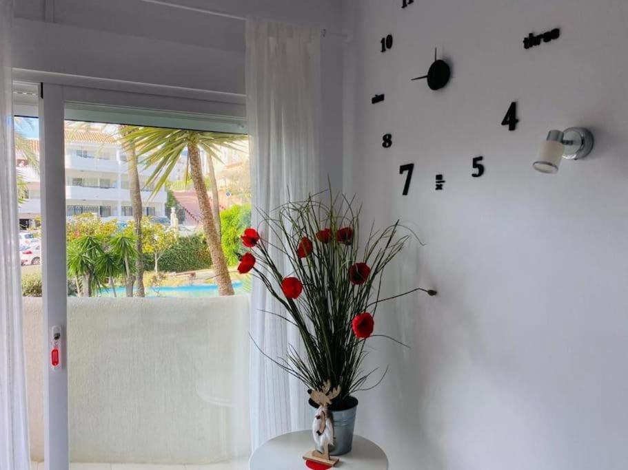 Benalbeach - Precioso Estudio En Con Piscinas, Parque Acuatico Y Zonas De Ocio, Playa A 100 Metros Benalmádena
