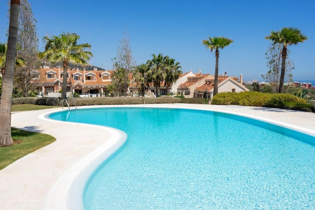 Apartment Sunny Terrace With Jacuzzi In El Higueron By Costarentals - Ref 26