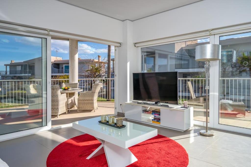 Sunny Terrace With Jacuzzi In El Higueron By Costarentals - Ref 26 Apartment
