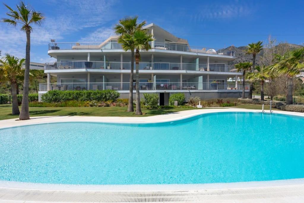 Sunny Terrace With Jacuzzi In El Higueron By Costarentals - Ref 26 Apartment Benalmadena