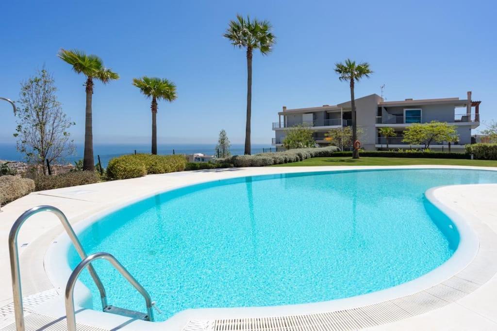 Sunny Terrace With Jacuzzi In El Higueron By Costarentals - Ref 26 * Benalmadena
