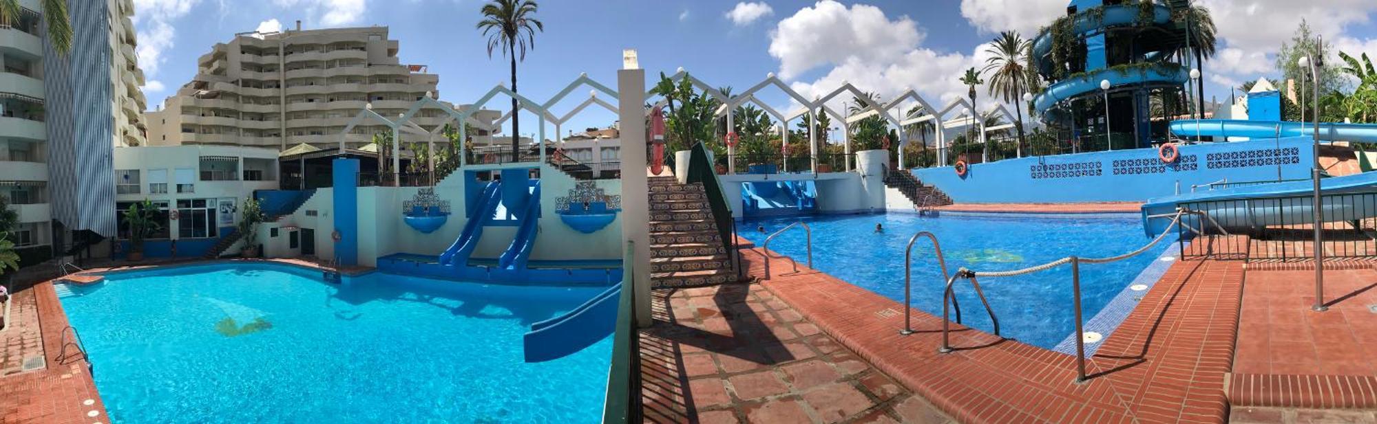 Benal 2bdr Beachfront With Water Park Benalmadena