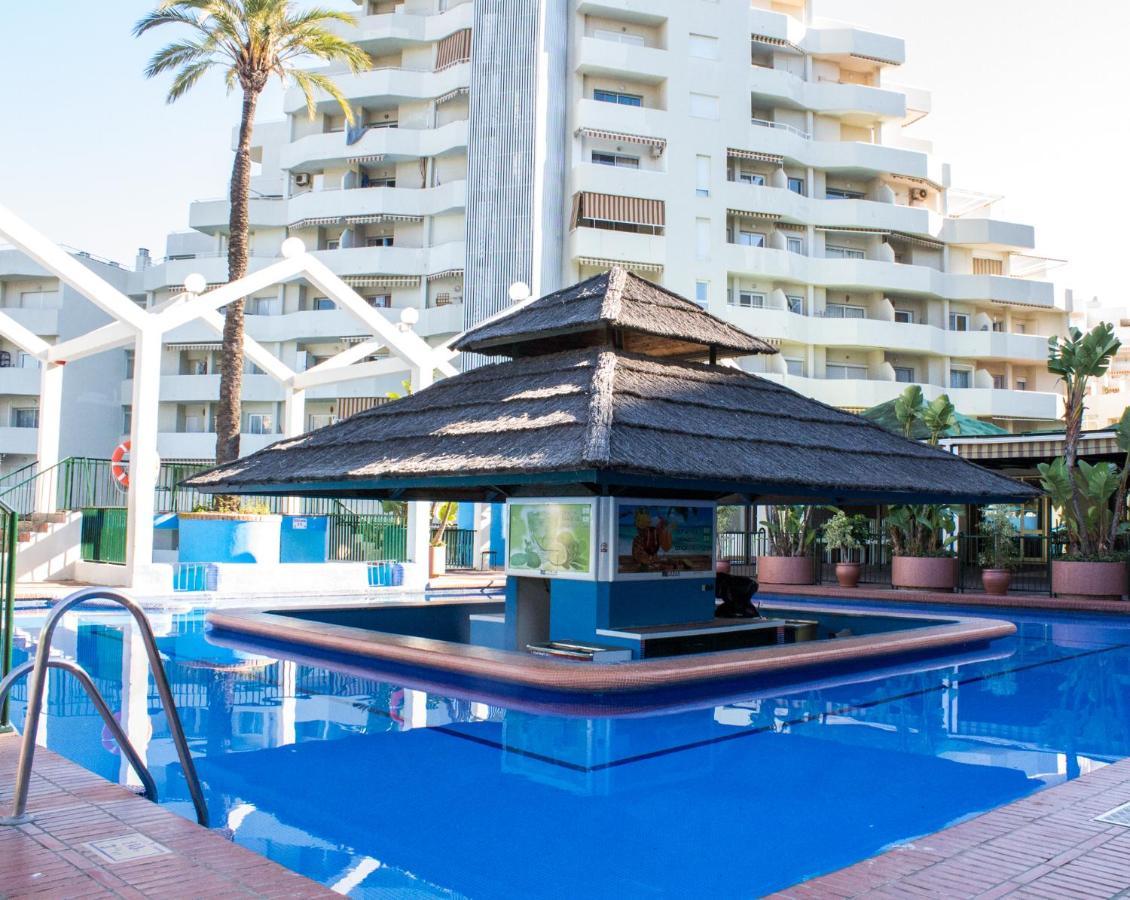 Apartment Benal 2bdr Beachfront With Water Park Benalmadena