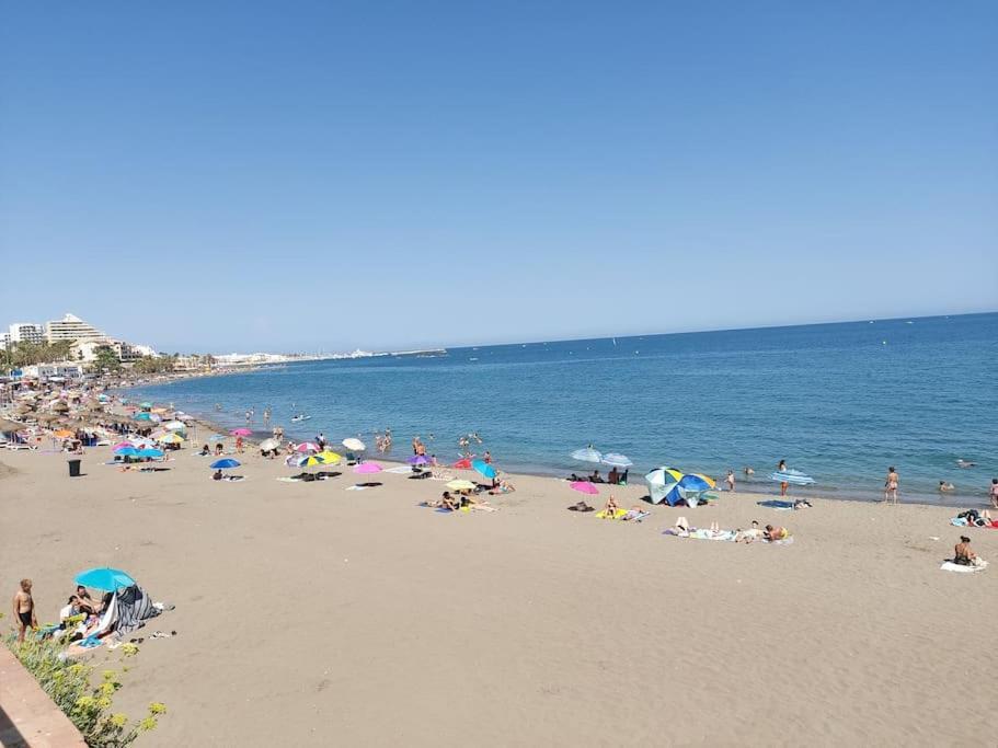 Lux. Frontbeach-terrace. 5 Pools.tv. 2 A.c.netflix Benalmadena