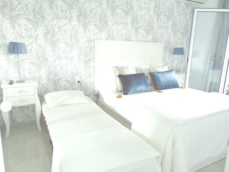 Apartment Lux. Frontbeach-terrace. 5 Pools.tv. 2 A.c.netflix Benalmadena