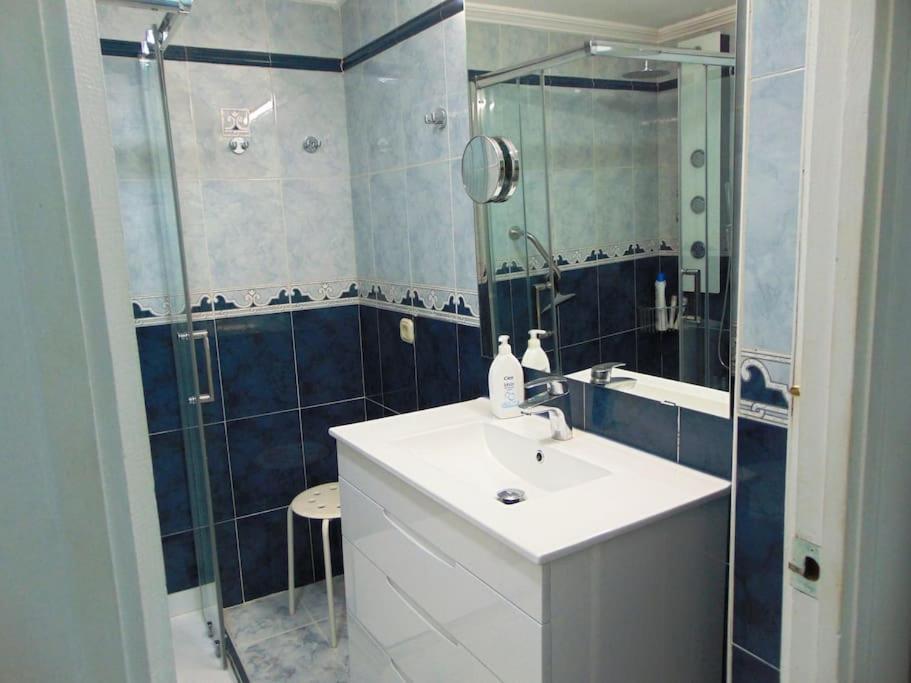 Apartment Lux. Frontbeach-terrace. 5 Pools.tv. 2 A.c.netflix Benalmádena