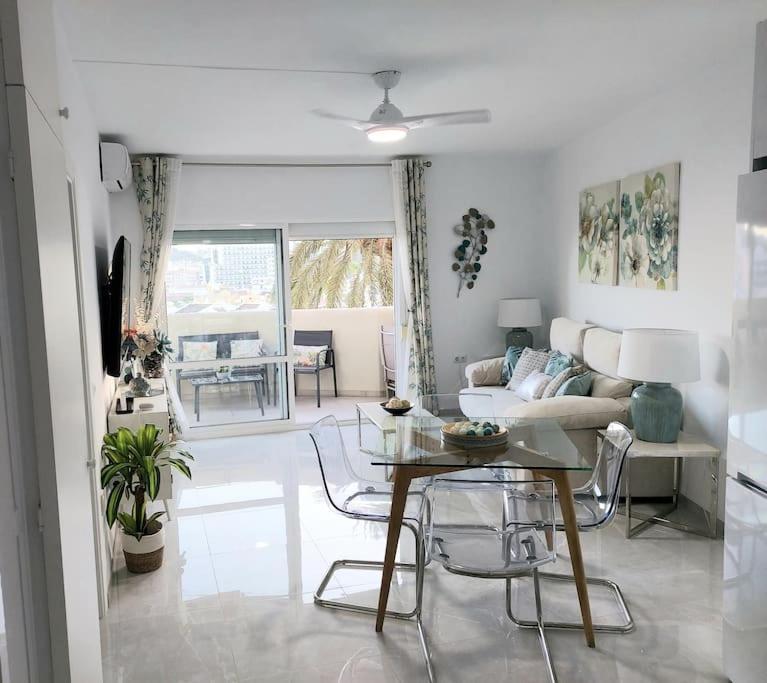 Lux. Frontbeach-terrace. 5 Pools.tv. 2 A.c.netflix Apartment Benalmadena
