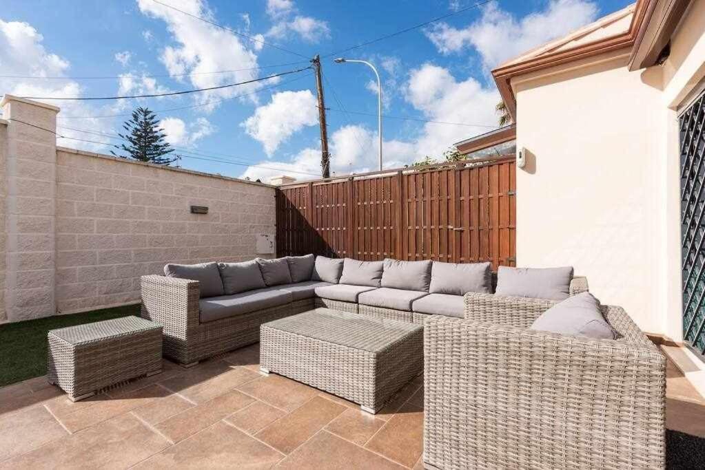 797 Holiday - Modern With Pool In Puerto Marina For 12 Villa Benalmádena