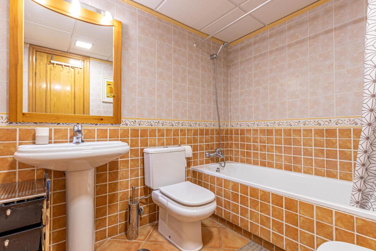 797 Rentals- Piso Con Amplia Terraza A Solo 1 Min De La Playa Apartment *