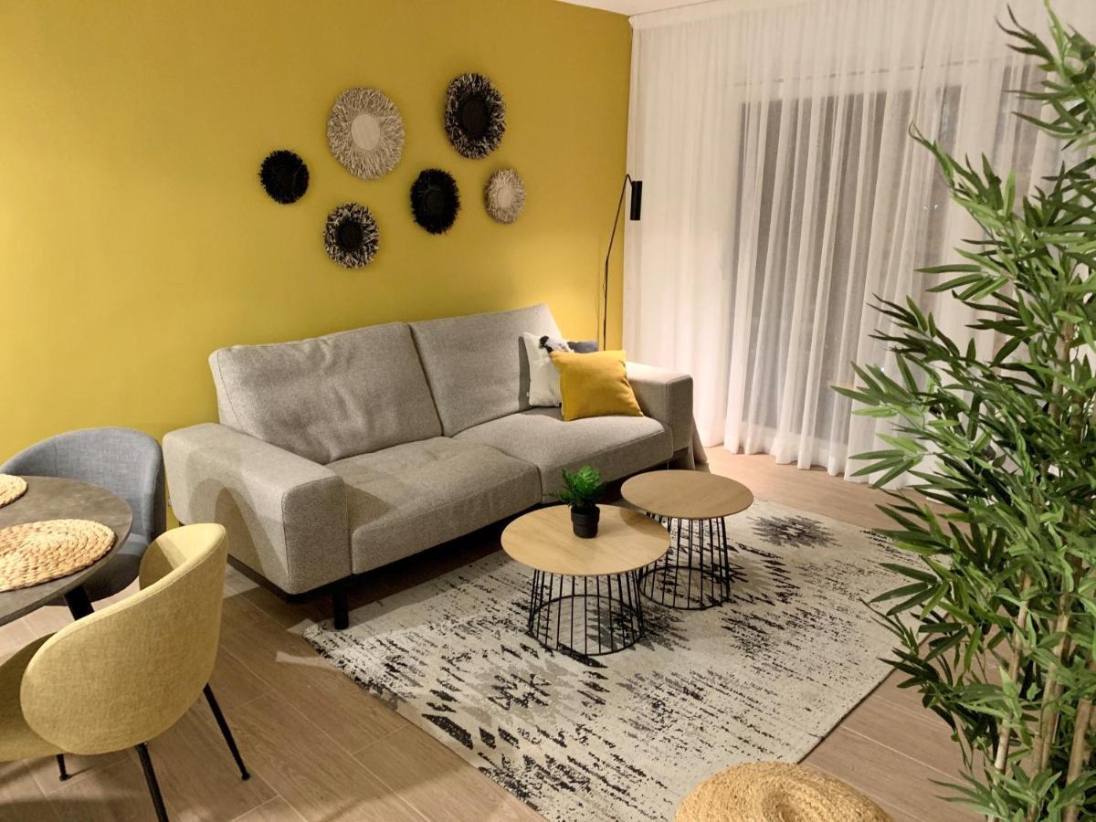 Apartment Don Gustavo Modern Apartment, Sea Views & Pool *