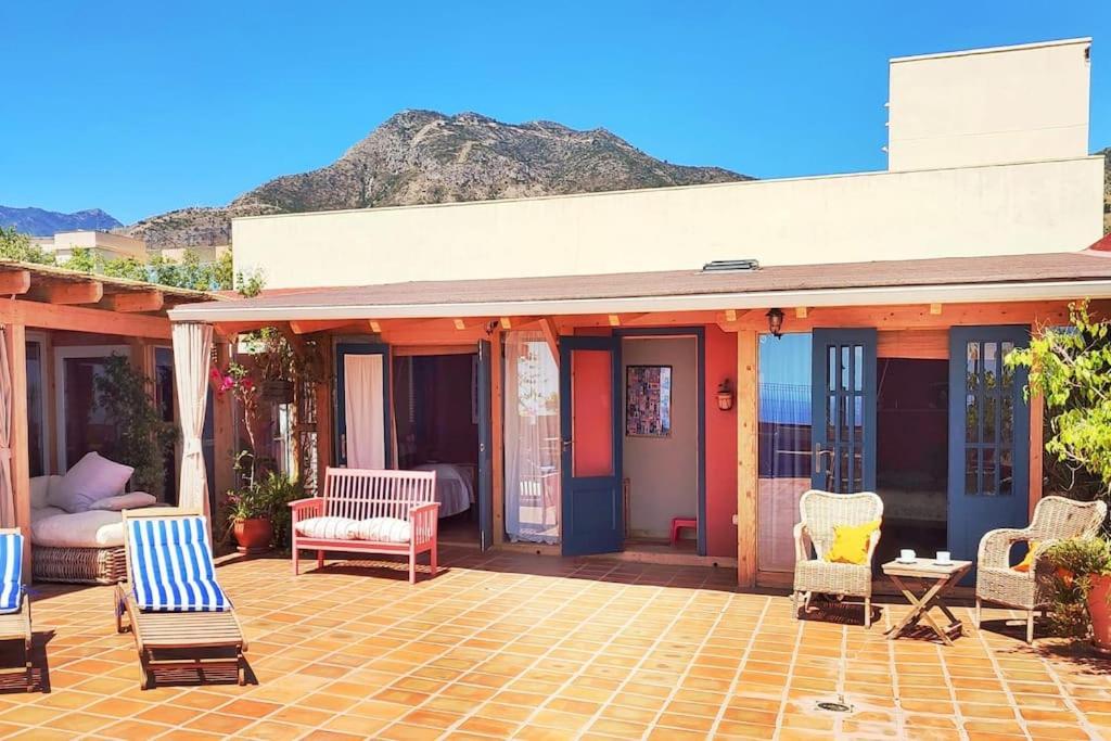 Apartamento Precioso ático Con Gran Terraza Y Vistas Al Mar. Benalmádena