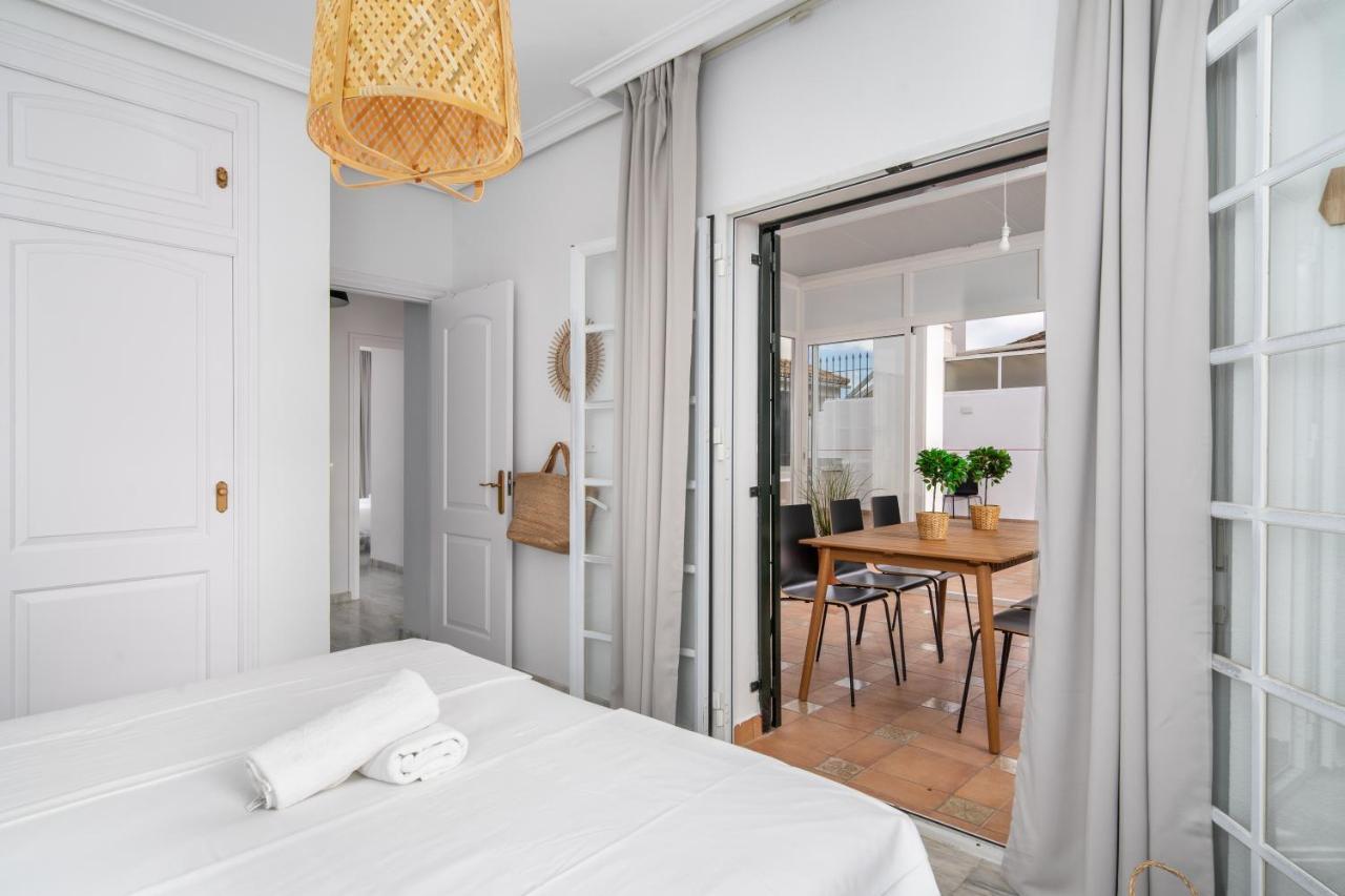 Apartment Stunning 3br Flat Near And Puerto Marina By Costarentals - Ref 150 *