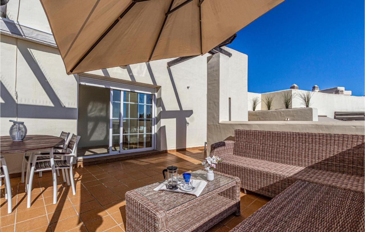 Awesome In Benalmdena With Wifi, 2 Bedrooms&outdoor Swimming Pool *