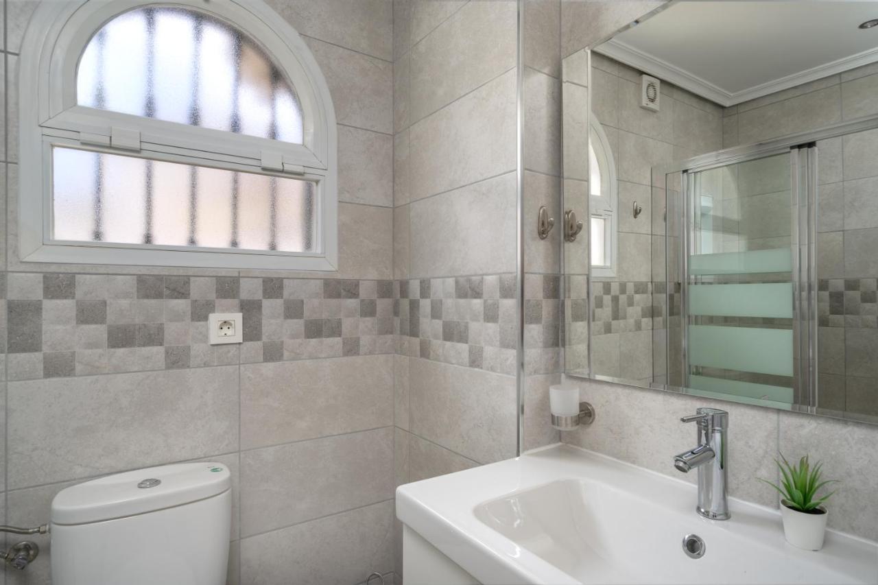 Apartment Stunning 3br Flat Near And Puerto Marina By Costarentals - Ref 150 *