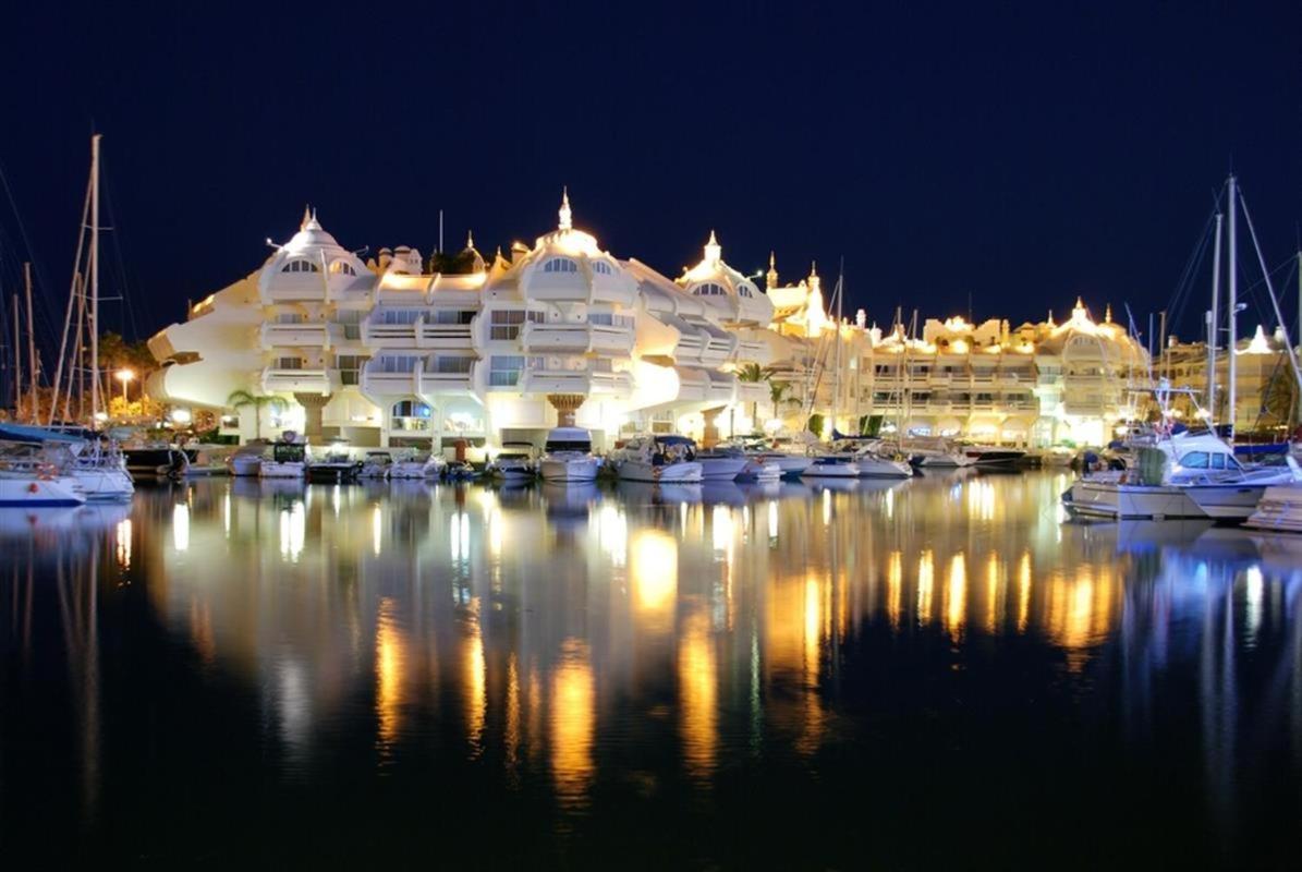 Benal 2bdr Beachfront With Water Park Apartment Benalmadena