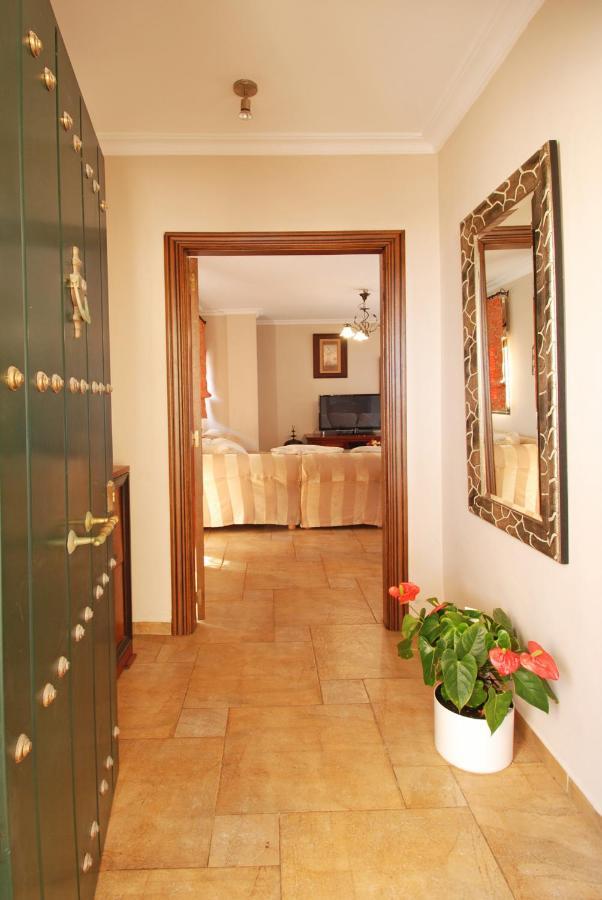 Isla De 1, Jacuzzi, 80m From The Sea, Ac, Bbq, Private Parking, Big Terrace * Benalmadena