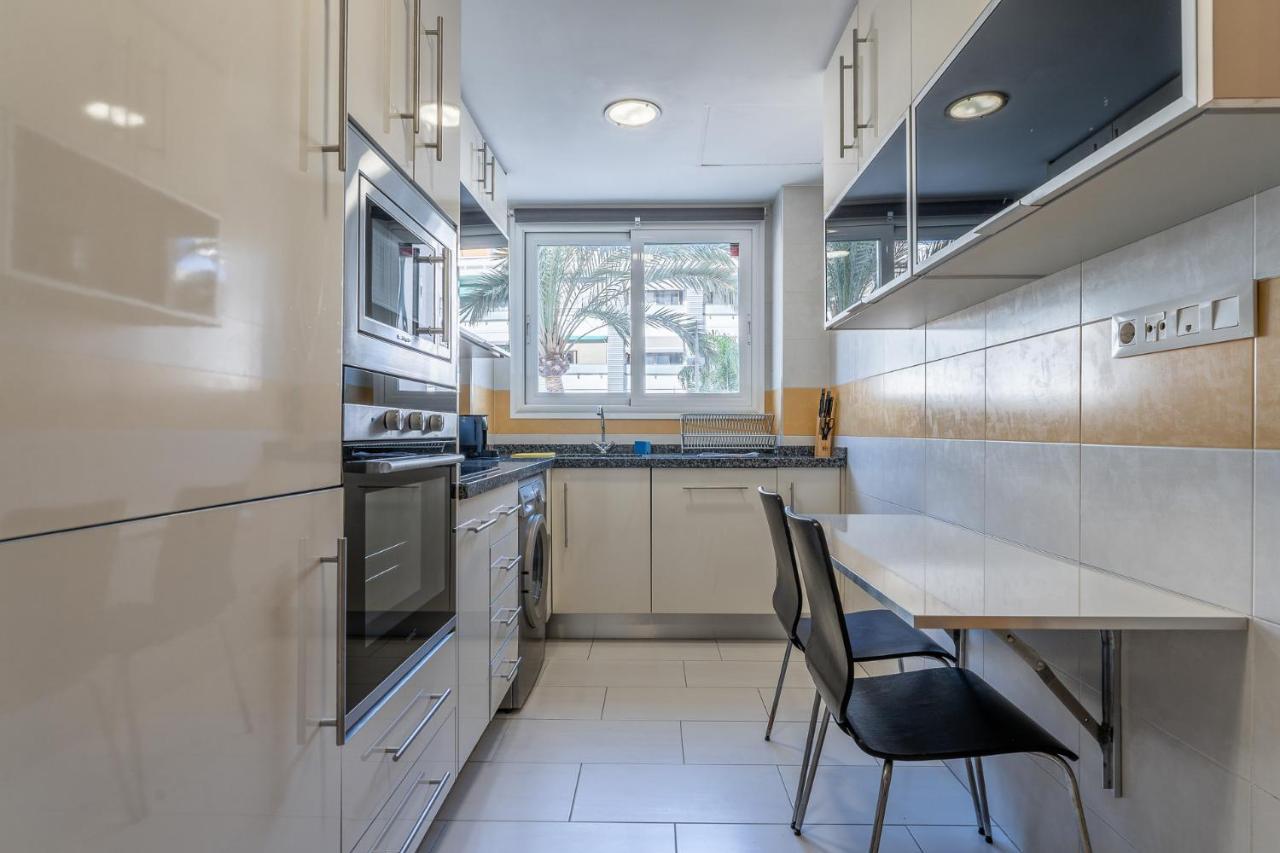 Spacious 2bed Family In Puerto Marina