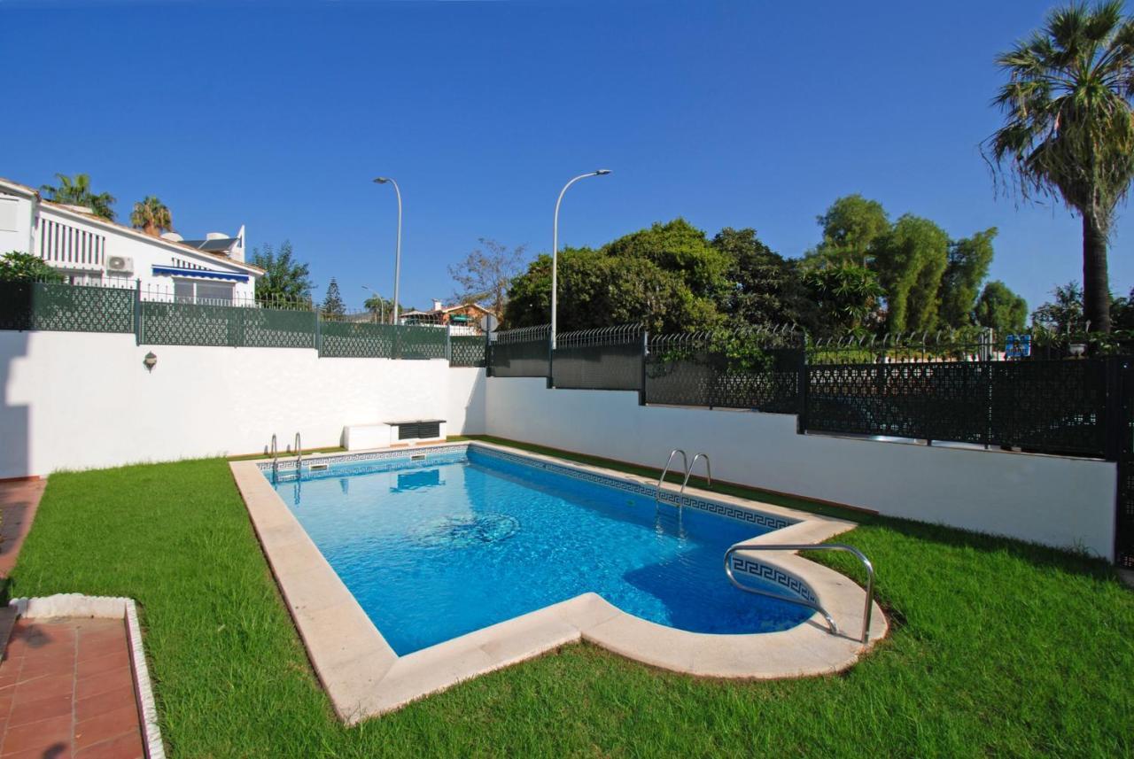 Isla De 1, Jacuzzi, 80m From The Sea, Ac, Bbq, Private Parking, Big Terrace