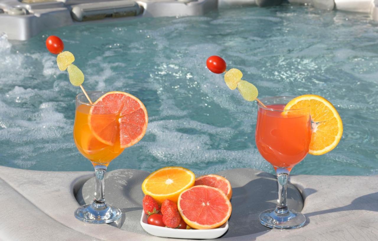 Isla De 1, Jacuzzi, 80m From The Sea, Ac, Bbq, Private Parking, Big Terrace * Benalmadena