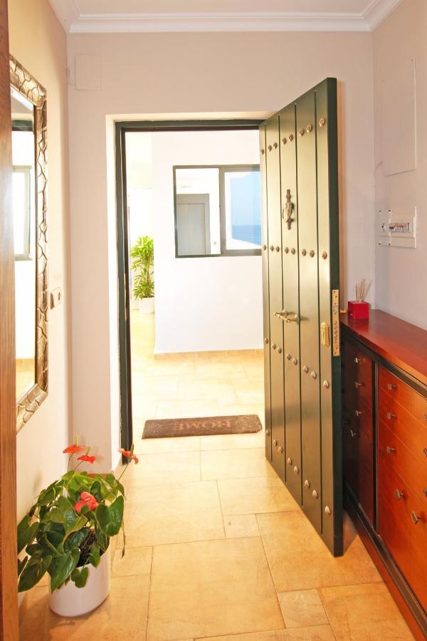 Isla De 1, Jacuzzi, 80m From The Sea, Ac, Bbq, Private Parking, Big Terrace Apartment Benalmadena