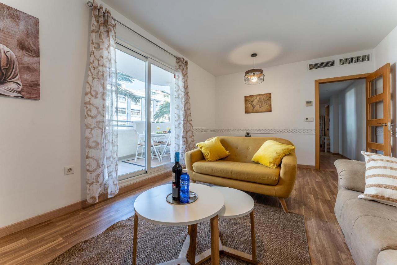 Spacious 2bed Family In Puerto Marina