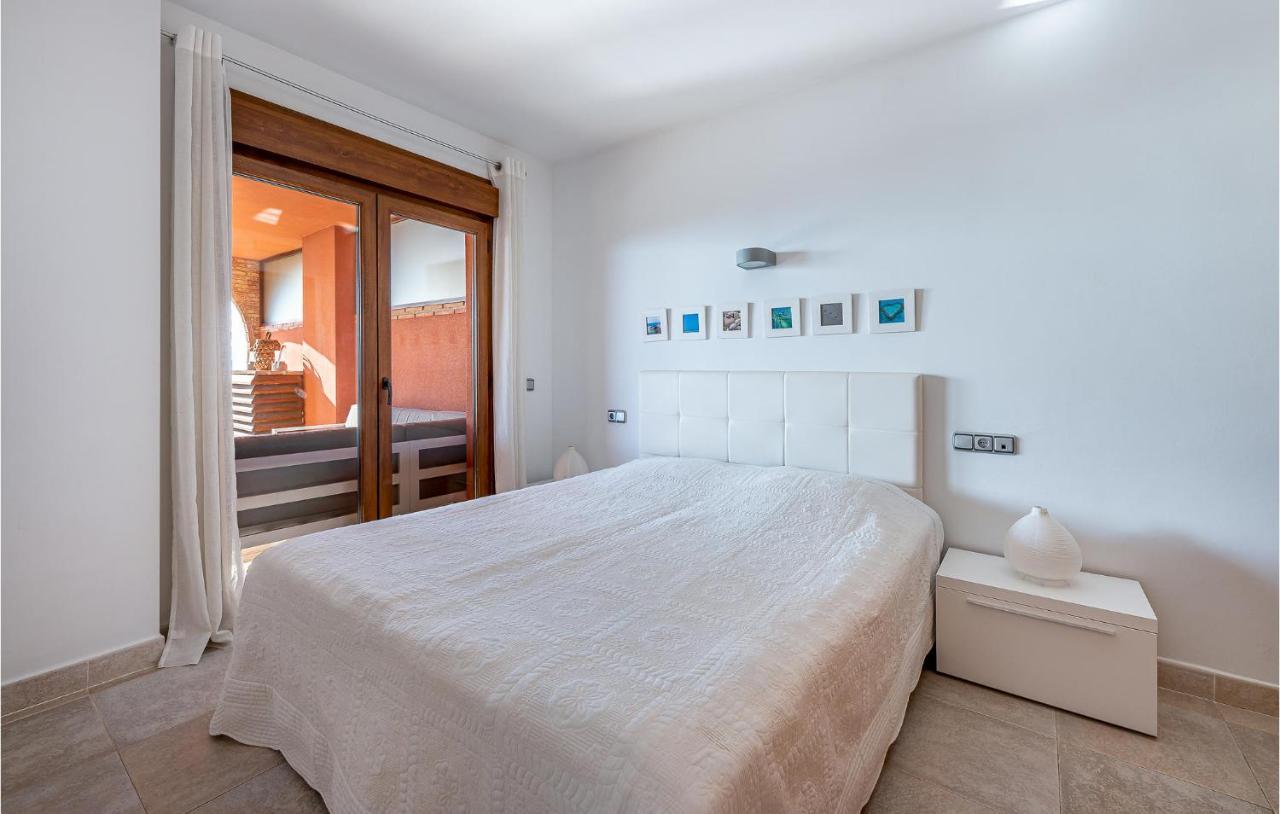 Cozy In With Kitchen Apartment *