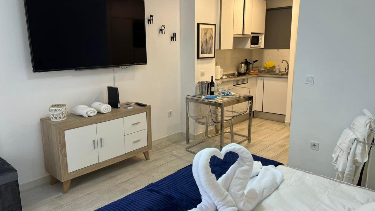 Aguila Estudio Beach * Benalmadena