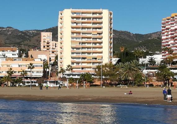 Cozy With First Line Seaview In Perfect Location, Near The Marina Appartement