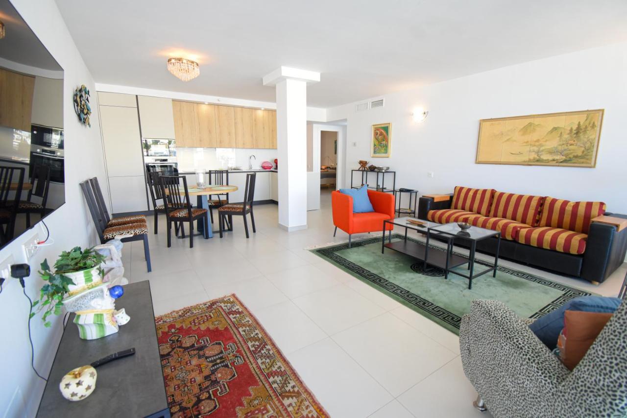 3 Bedroom Luxury In Apartment