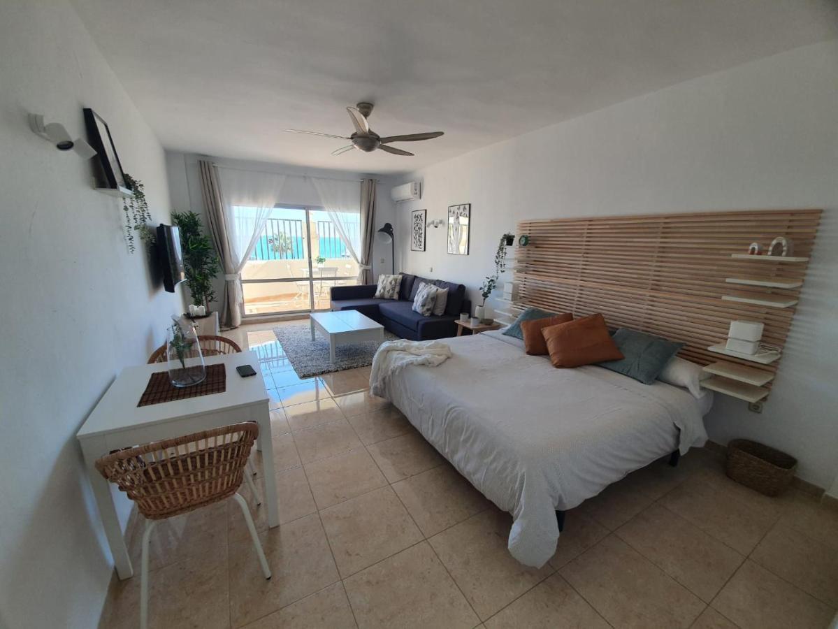 Apartment Vive Estudio Benal 1-02 Frontal Al Mar