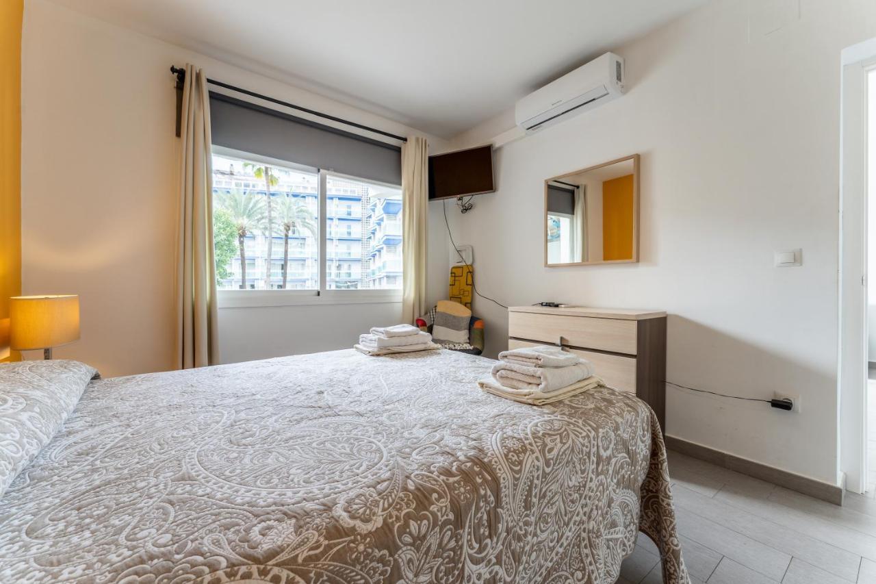 Apartment Steps From Puerto Marina