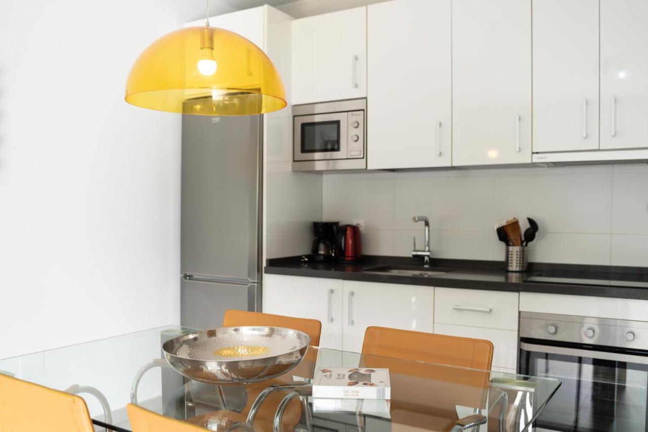 Apartment Steps From Puerto Marina *