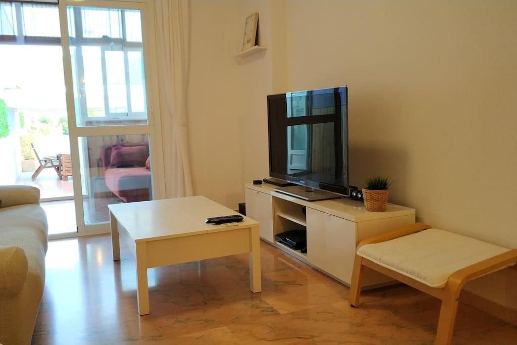 Chill Out Place For 4 In Pueblo Apartment *
