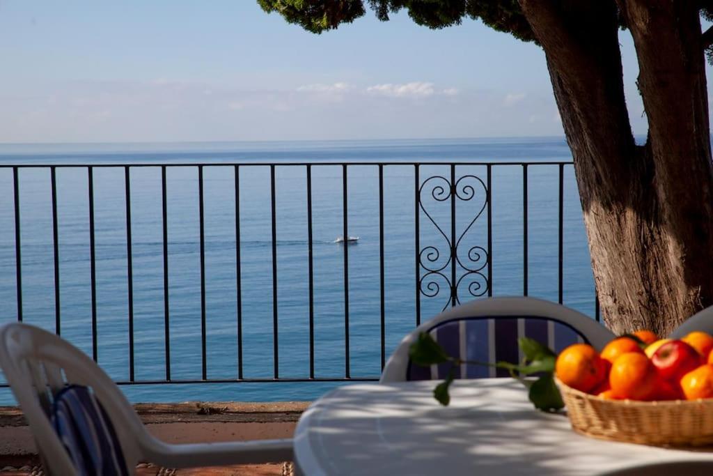 Mediterranean - Sea Views & Heatable Pool *