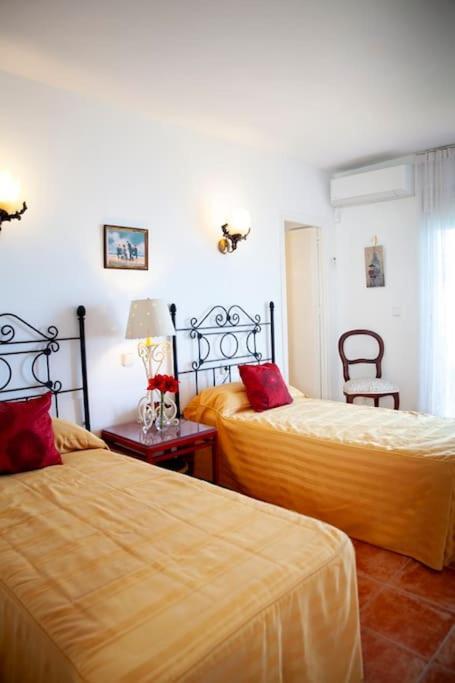Villa Mediterranean - Sea Views & Heatable Pool