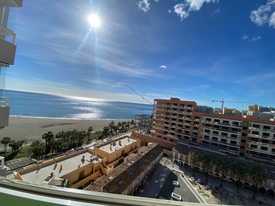 1 Bedroom Beachfront With Spectacular Sea Views! *