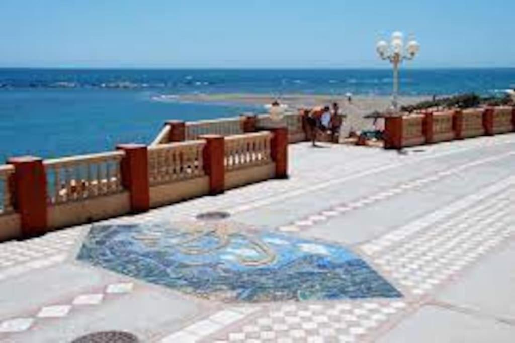 1 Bedroom Beachfront With Spectacular Sea Views! Benalmádena