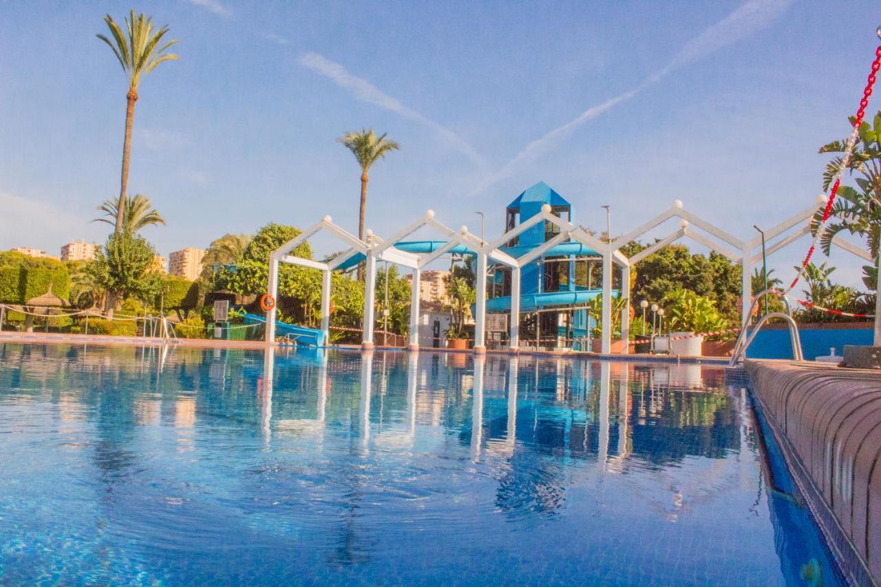 Benal 2bdr Beachfront With Water Park Benalmadena