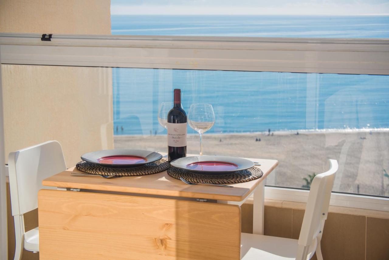 Bonito Estudio A Pie De Playa *