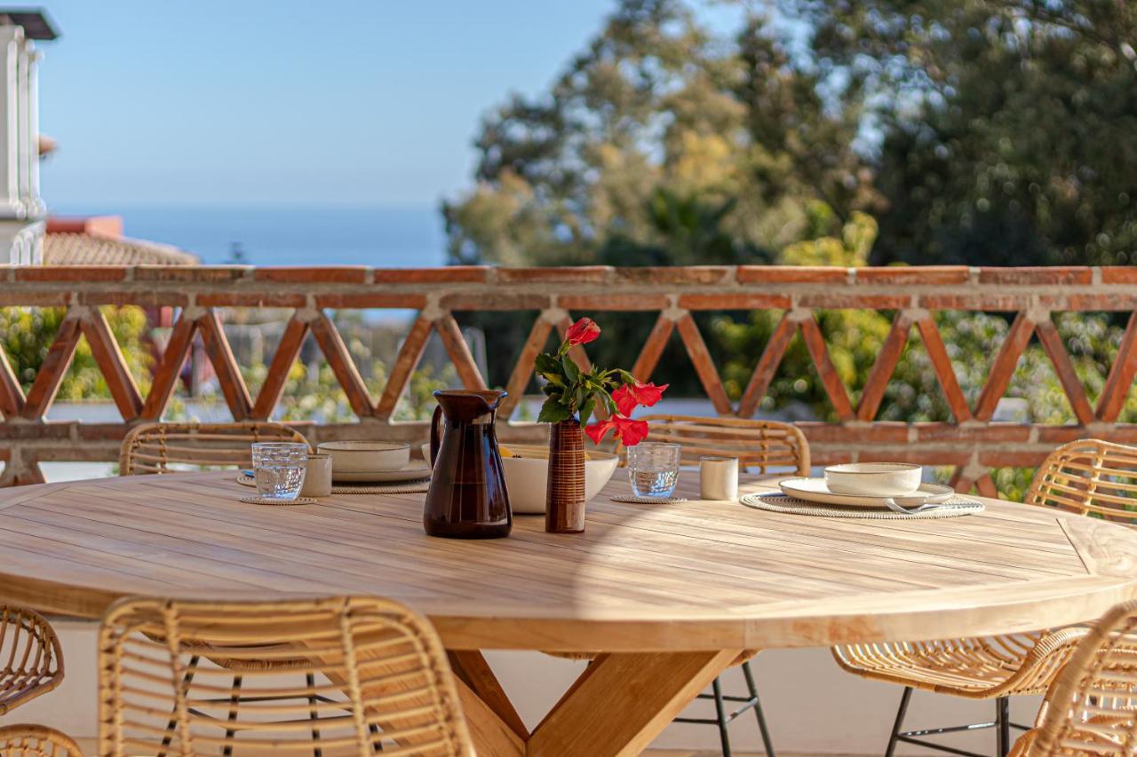 Villa Luxury Andalucia Seaview Private Pool Close To Centre *