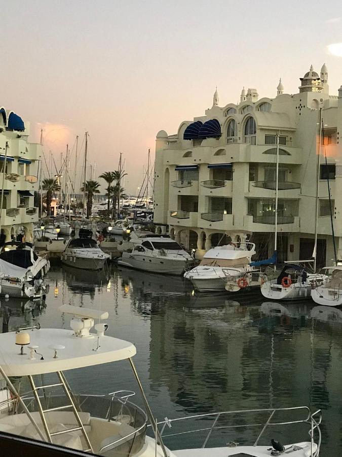 Apartment Luxury Waterfront